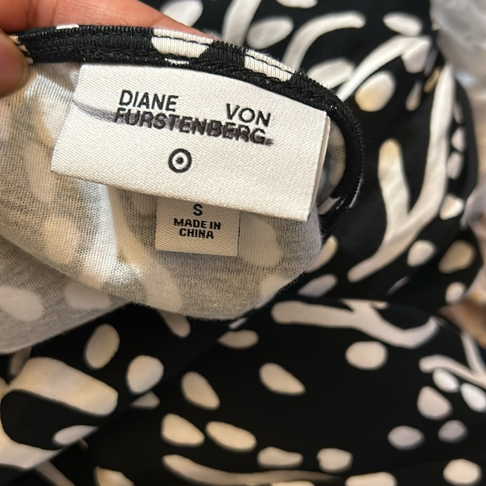 New DVF Target Black Midi Sea Spots L/S Wrap Dress SMALL Diane Von Furstenberg - Picture 3 of 12